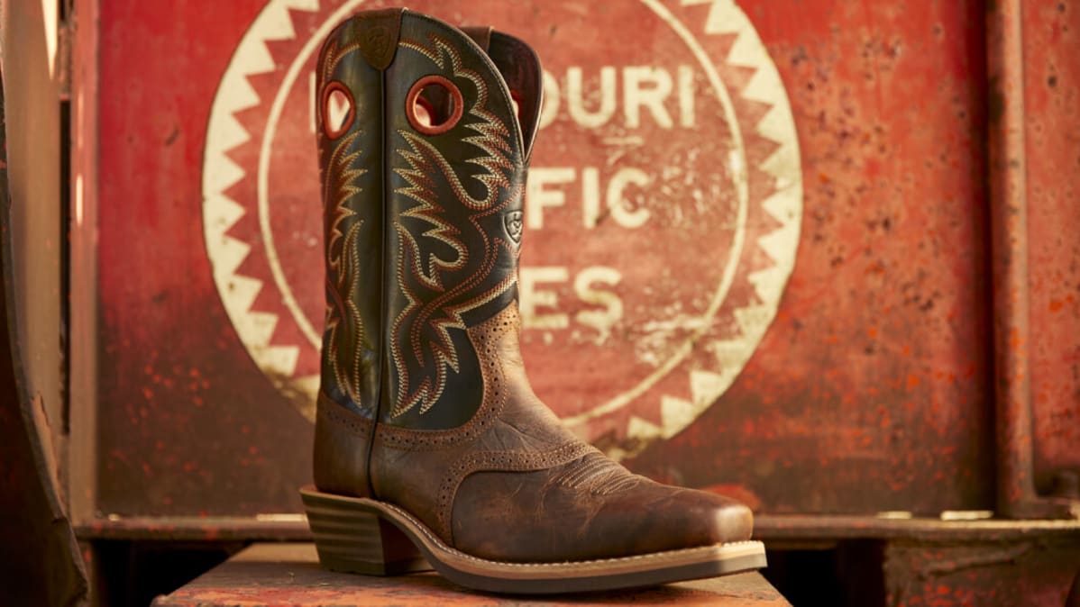 Cowboy Boots Square Toe vs Pointed Toe Ariat